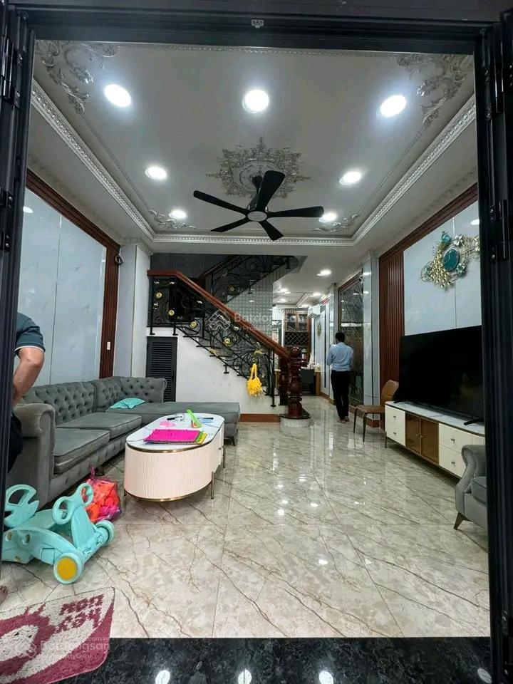 Siêu hot nhà giá ngộp đ. đào sư tích, phước kiển, nhà bè. giá 2,36 tỷ, dt 64m2,  như 0766 372 ***