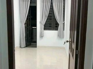 Kẹt vốn bán gấp nhà lam sơn, bình thạnh. giá 2,55 tỷ, dt 52m2,  như 0766 372 ***, hẻm xe hơi 8m