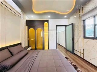 Kẹt vốn bán gấp nhà huỳnh văn bánh, phú nhuận. giá 2,9 tỷ, dt 56m2,  như 0766 372 ***, sang tên gấp