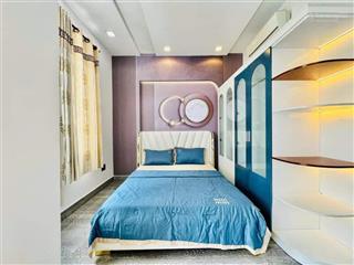 Cô nga bán gấp nhà lâm văn bền, quận 7. giá 3,89 tỷ, dt 60m2,  như 0766 372 ***, đường rộng rãi