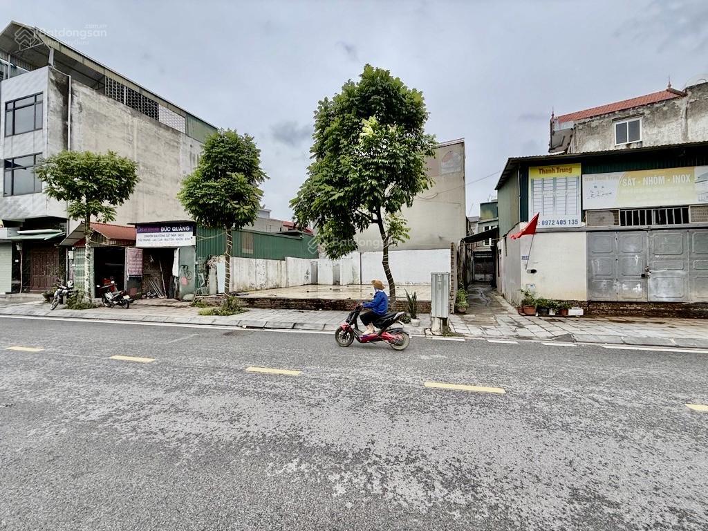 Bán thửa đất kim cương quận long biên 69m2mặt tiền 6.2m15 tỷkinh doanhô tô tránhvĩa hèlô góc