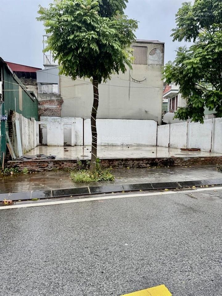 Bán thửa đất kim cương quận long biên 69m2mặt tiền 6.2m15 tỷkinh doanhô tô tránhvĩa hèlô góc