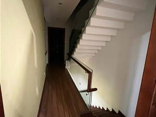 Cho thuê nhà liền kề 3pn, 3wc, 268m2, giá ưu đãi 21 triệu tại tiểu khu đô thị mới vạn phúc, hà đông
