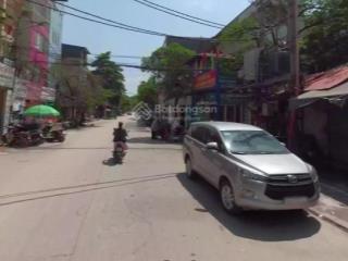 10,6 tỷ, bán nhà gần chợ nhật tân, tây hồ,
