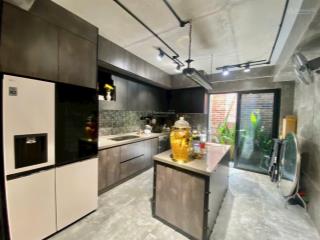 Cá tính riêng! full nội thất xịn, cạnh cc rica, sát vòng xoay phú hữu, giáp quận 2 chỉ 6.95 tỷ