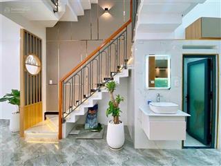 Chủ bán gấp căn nhà đường 5a, phước bình quận 9 xe hơi đi lại thoải mái giá 3tỷ300tr tl