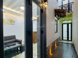 Bán gấp căn nguyễn văn quỳ, p. phú thuận , quận 7 giá 2tỷ400tr mặt tiền kinh doanh xem nhà