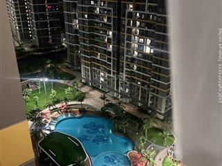 Cho thuê studio diện tích lớn view hồ bơi tầng trung khu bs chỉ 4tr/th