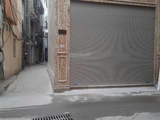 Bán nhà lạc thị ngọc hồi lô góc dt 40m2x5t, giá 6,85tỷ.  0368 863 ***