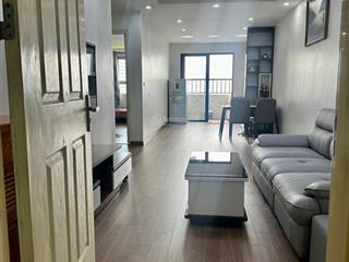 Bán căn 72m2 2 phòng ngủ 2wc view hồ cực đẹp nhà full nội thất tầng trung đẹp, giá nhỉnh 2,8 tỷ