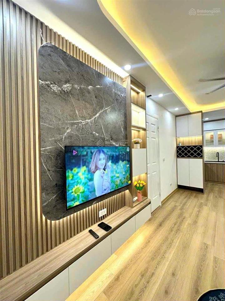 Bán căn 2 phòng ngủ 55m2, full nội thất đẹp như ảnh giá 2,5 tỷ tại hh linh đàm