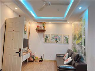 Bán căn 2 ngủ 2wc 56m2 tại hh linh đàm giá nhỉnh 2,9 tỷ full nội thất, tầng thuận tiện đi lại