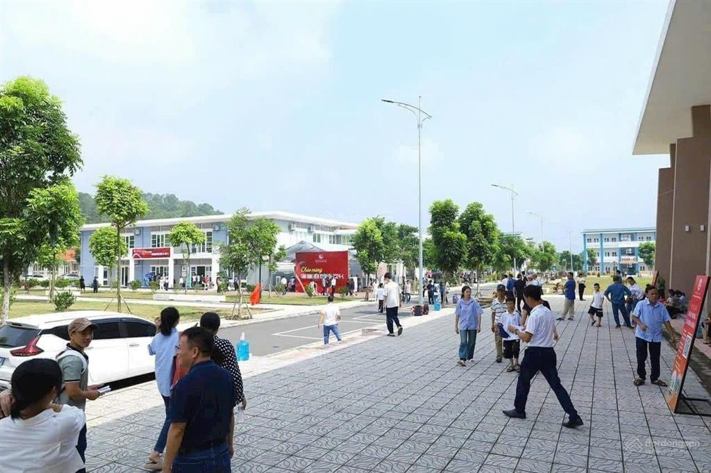 Lô góc cực hiếm gần 360m², view hồ tây, mặt tiền 25m, 10m là đường đôi, vỉa hè rộng, giá hấp dẫn