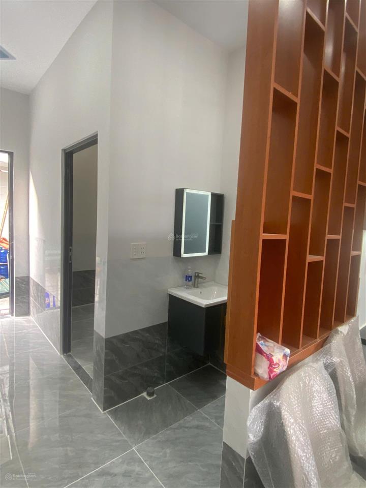 Bán nhà xây mới 100% pháp lý rõ ràng