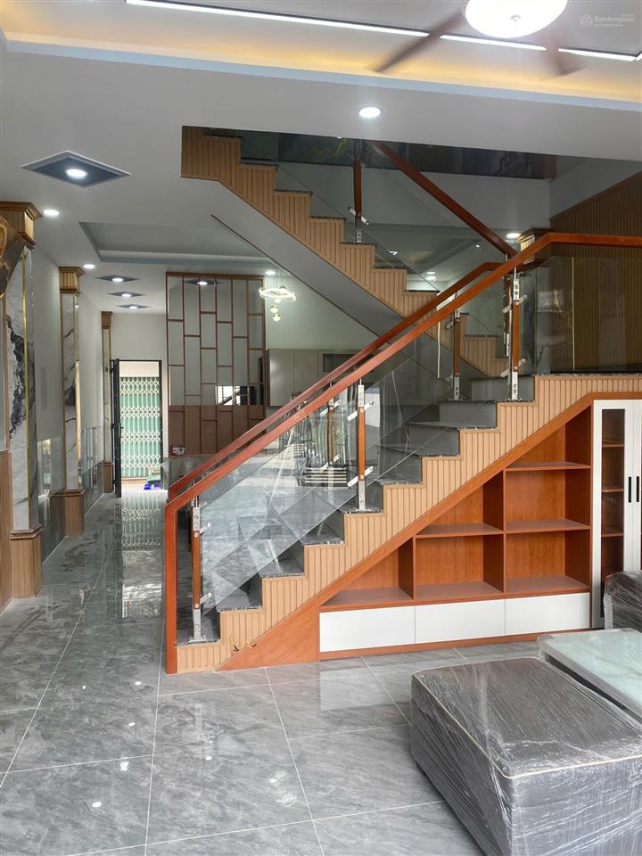 Bán nhà xây mới 100% pháp lý rõ ràng