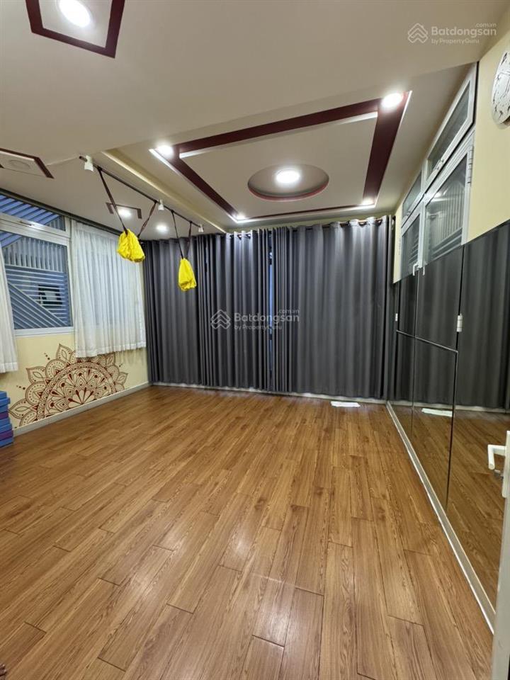 5m x 23m, mặt tiền  5 tầng có thang máy  nhà đẹp tuyệt vời 5pn  bình phú  p10, q6 giá chỉ 20 tỷ