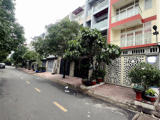 5m x 23m, mặt tiền  5 tầng có thang máy  nhà đẹp tuyệt vời 5pn  bình phú  p10, q6 giá chỉ 20 tỷ