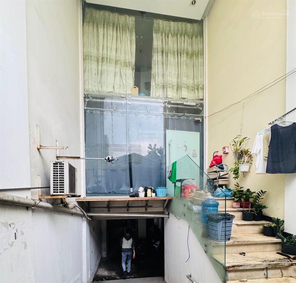 Nhà mtkd đường lý chiêu hoàng q6 8 tầmg 26pn đang làm chdv thu nhập 50 triệu một tháng 110m2 (4x27m