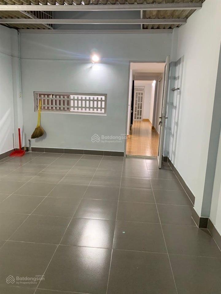 Vị trí đẹp ngay vòng xoay lê đại hành hẻm 7m xe hơi vào nhà chỉ 9.8 tỷ 66m2 (4x16.5m) 2 tầng