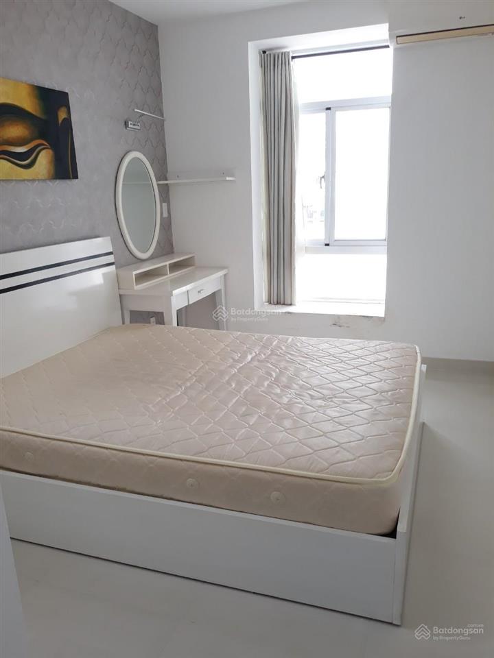 Cần cho thuê nhanh căn hộ sky garden, 2pn nhà đẹp, giá rẻ.  0911 839 *** em hà