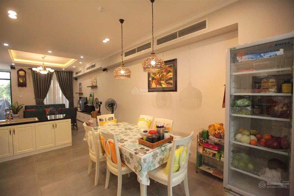 Cho thuê biệt thự vườn lavila kiến á, phước kiển, nhà bè. 140m2, full nội thất, 4pn, giá 23tr/th