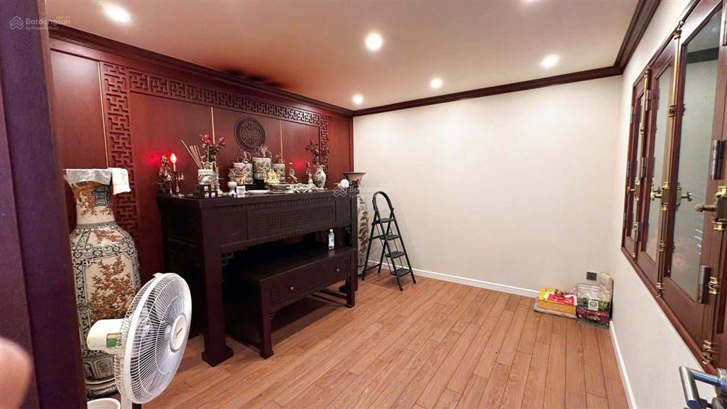 Hiếm  biệt thự  lô góc  cạnh kđt ngoại giao đoàn 125m2 4 tầng mt 20m  trung tâm quận cầu giấy