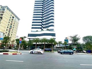 Hiếm  đất phố đỗ nhuận  ngoại giao đoàn, 110m2 mt 7.2m, xây tòa văn phòng & ở cựu sướng chỉ 36 tỷ