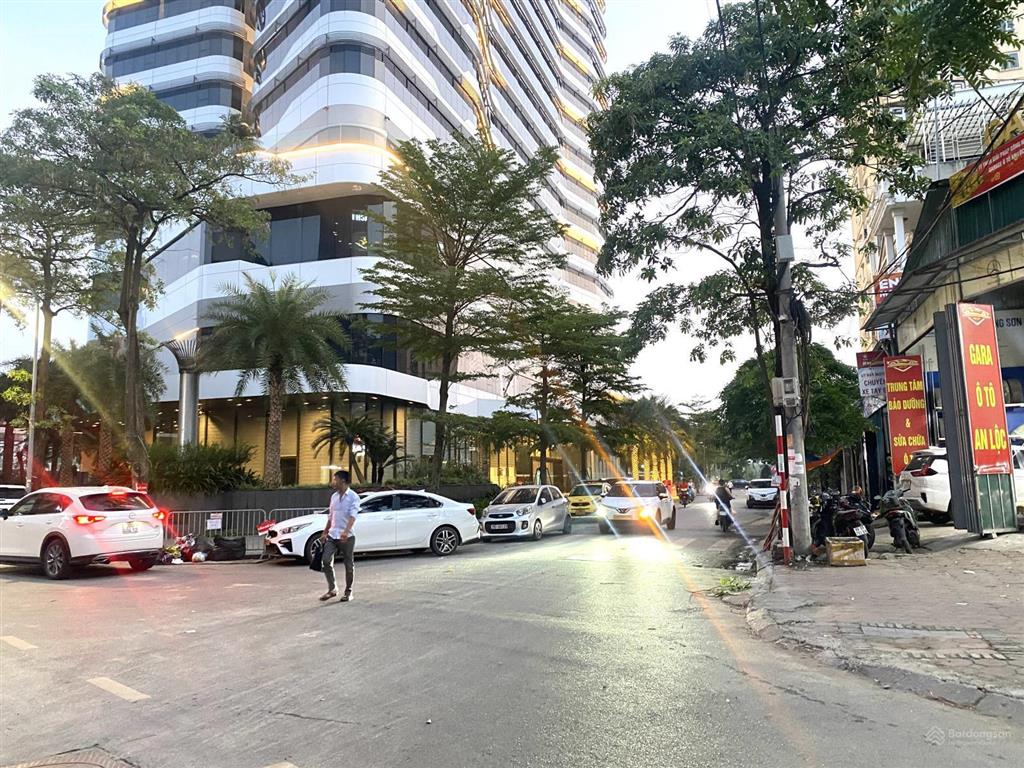 Hiếm  đất phố đỗ nhuận  ngoại giao đoàn, 110m2 mt 7.2m, xây tòa văn phòng & ở cựu sướng chỉ 36 tỷ