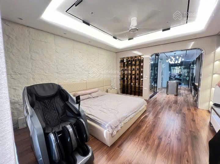 Phân lô  cán bộ văn phòng trung ương đảng  phố lưu hữu phước, 61m2 5 tầng, mt 4.5m 17.5 tỷ
