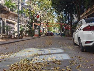 Phân lô  cán bộ văn phòng trung ương đảng  đường 10m  trịnh văn bô, 61m2 5 tầng mt 4.5m 18.5 tỷ