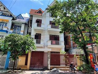 Cho thuê biệt thự lưu hữu phước 4 tầng x 180m2, giá chỉ 45 triệu/tháng,  0917 487 ***