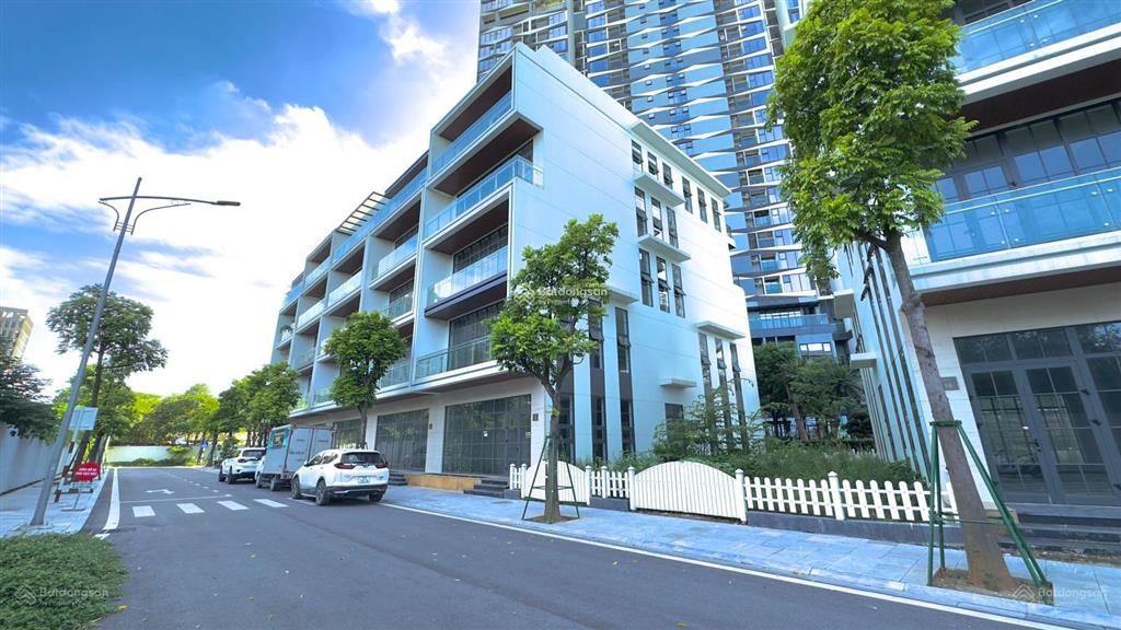 Cho thuê tầng 3 căn shophouse the matrix one mễ trì văn phòng tiêu chuẩn hạng a, diện tích 160m2