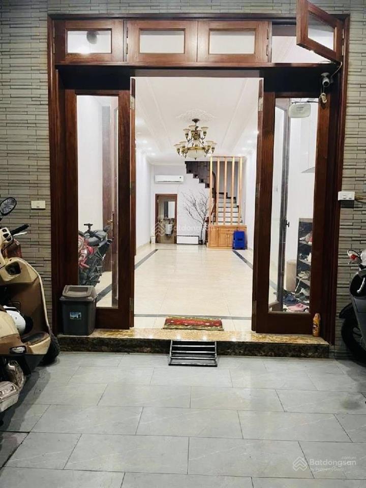Bán nhà tam trinh  lĩnh nam  gần phố  full nội thất  ở ngay. giá bán 11.95 tỷ