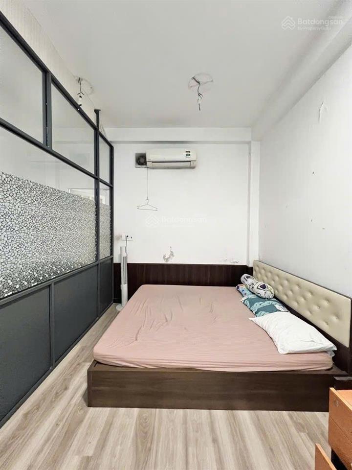 Ngay tuyến metro 2, đối diện sân bay tân sơn nhất, hxh trường chinh, tây thạnh, tân phú, dt 114m2