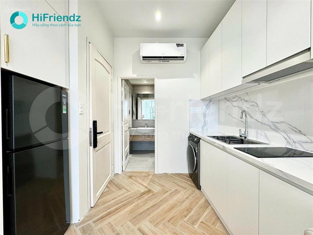 Cho thuê tại thảo điền  đầy đủ nội thất  ban công  thoáng mát siêu xinh (quận 2)