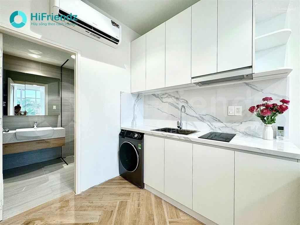 Cho thuê tại thảo điền  đầy đủ nội thất  ban công  thoáng mát siêu xinh (quận 2)