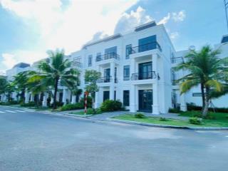 Bán gấp shophouse tại west lakes golf  87m2