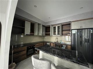 Bán gấp nhà hoàn thiện full nội thất cao cấp