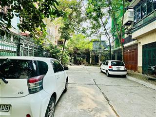 Chính chủ bán nhà ngõ 16 hoàng cầu 45m2*7t thang máy, ô tô, gần phố, kinh doanh, giá 15.4 tỷ