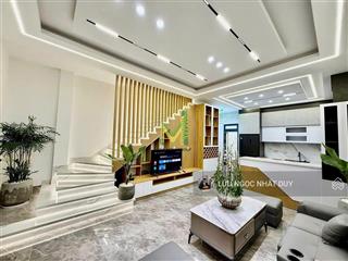 Bán villa siêu mới ngay trung tâm  view thành phố  full nội thất cao cấp