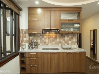 Căn hộ dịch vụ 1 phòng ngủ cho thuê  phố đào tấn, view đẹp, gần lotte