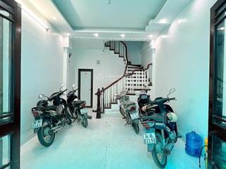 Bán nhà minh khai 56m2 11,5ty , dòng tiền ổn định siêu phẩm dân xây  8 phòng full đồ 10met oto