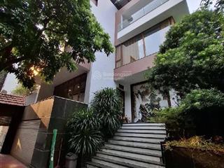 Cực phẩm  rẻ nhất khu vực  biệt thự sân vườn gia thụy  diện tích 215m2 siêu rộng