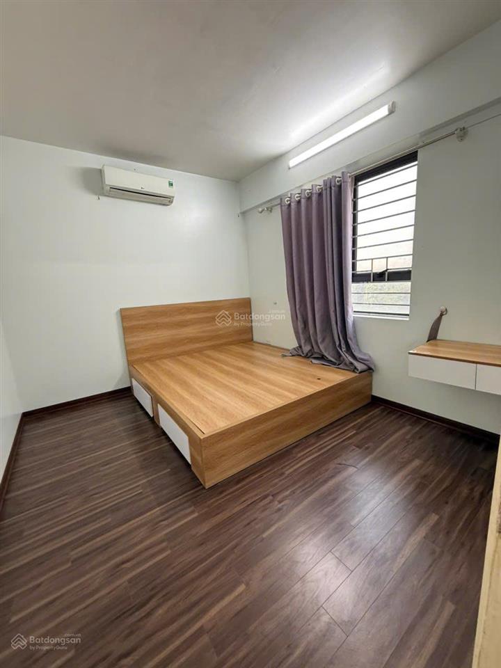 Bán căn hộ 2 phòng ngủ tòa 18t2 golden an khánh full nội thất giá tốt