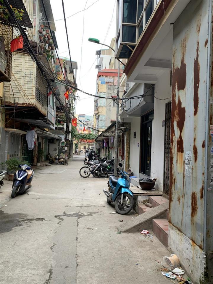 Bán nhà riêng tại mai dịch gần đh thương mại, ô tô đỗ cửa chỉ hơn 4 tỷ