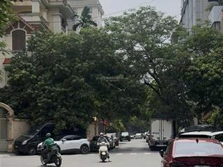 Tòa nhà mặt phố lô góc 2 mặt tiền dt210m2 7 tầng thông sàn có hầm 145 tỷ