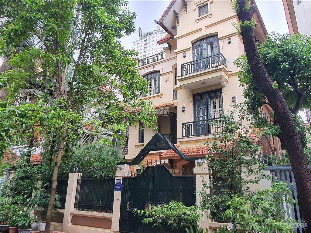 Biệt thự sân vườn khu vip an ninh cực tốt vỉa hè cây xanh dt 150m2 mt10m thênh thang 51,x tỷ