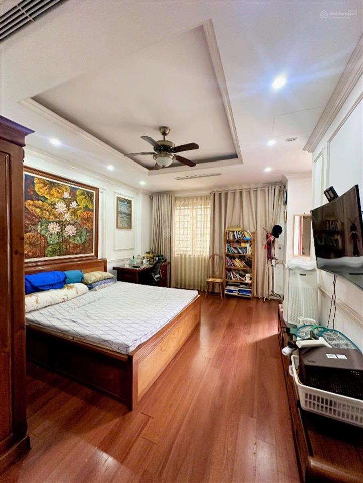 Biệt thự sân vườn khu vip an ninh cực tốt vỉa hè cây xanh dt 150m2 mt10m thênh thang 51,x tỷ