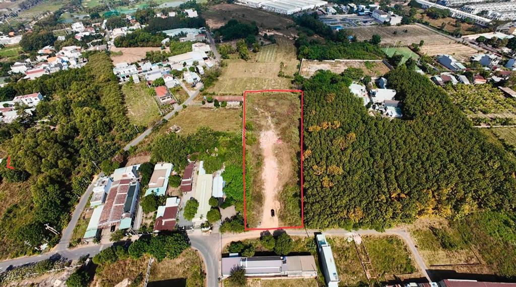 Bán đất vàng 7600m2 vị trí kim cương phường phú mỹ, thủ dầu một