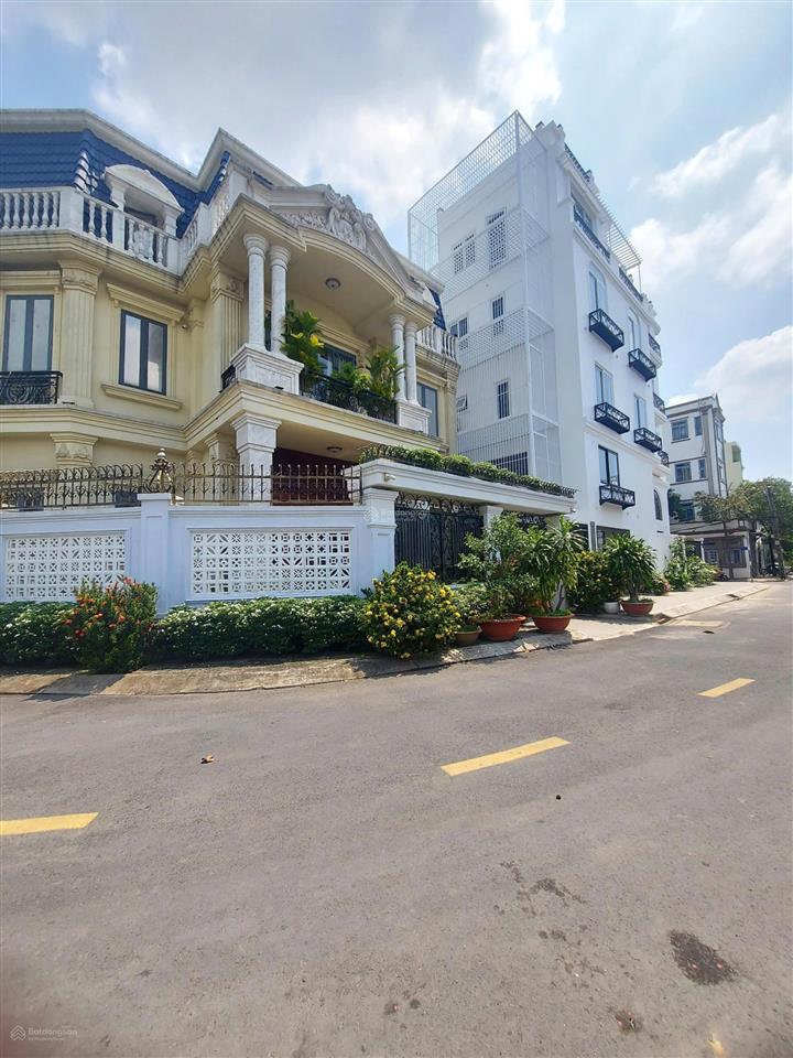 Bán biệt thự 240m2 ngang 12m khu phân lô, gần công viên lớn nhất nguyễn văn lượng gò vấp, 21tỷ tl